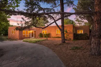 414 Vassar Drive NE, Albuquerque