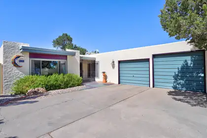 906 Santa Ana Avenue SE, Albuquerque