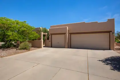 4420 Campo De Maiz Road NW, Albuquerque