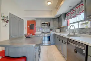7212 Spruce Mountain Loop NE 