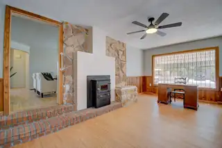1515 Hermosa Drive SE 