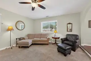 2412 Hiawatha Drive NE 