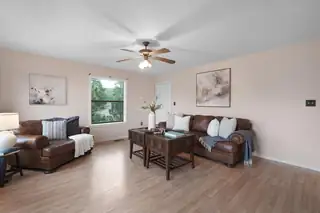 111 Country Lane 