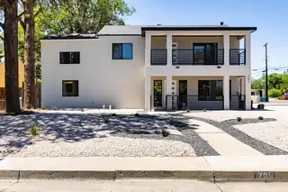 701 Solano Drive SE 