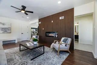 701 Solano Drive SE 