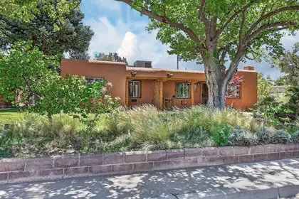 600 Valencia Drive NE, Albuquerque
