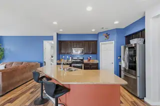 529 Loma Linda Loop NE 