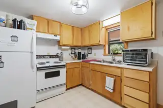 64 Robin Hood Drive 