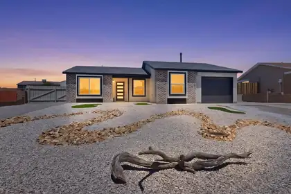 4515 Sunstone Way NE, Rio Rancho