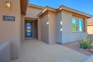 2793 Kings Canyon Loop NE 