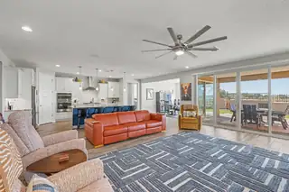 2793 Kings Canyon Loop NE 