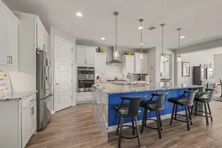2793 Kings Canyon Loop NE 