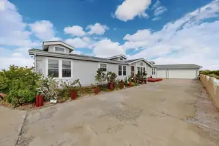 7 ANGELO Avenue 