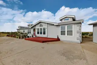 7 ANGELO Avenue 