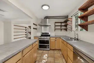 3605 Mesa Verde Avenue NE 