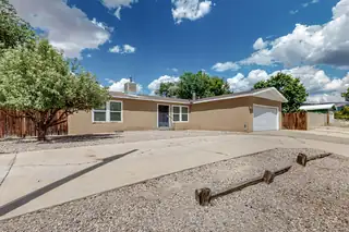 812 Seville Loop 