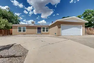 812 Seville Loop 