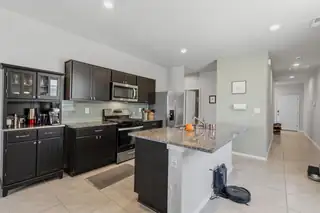 10728 Sabino Lp Loop SW 