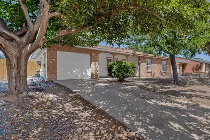 735 Stagecoach Road SE, Rio Rancho