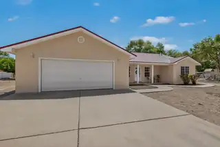 6 King Court 