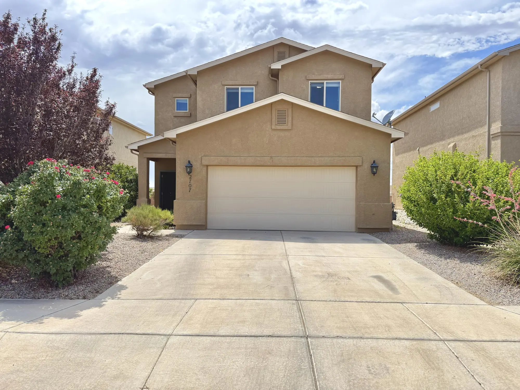 2707 Full Moon Court NE