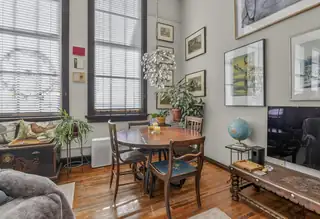 301 Central Avenue NE 302 
