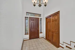18 Boulder Lane 