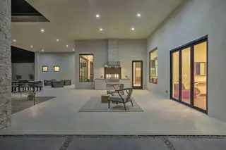 18 Chamisa Road 
