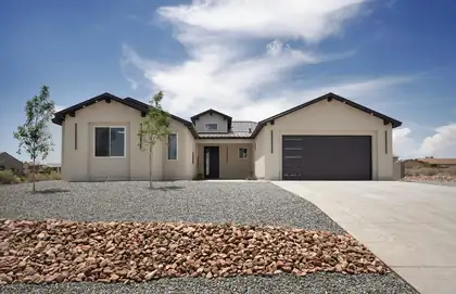 721 10th Avenue NE, Rio Rancho 