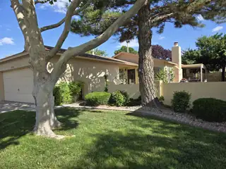 10700 Griffith Park Drive NE 