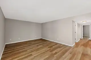 915 Country Club Drive SE APT H 