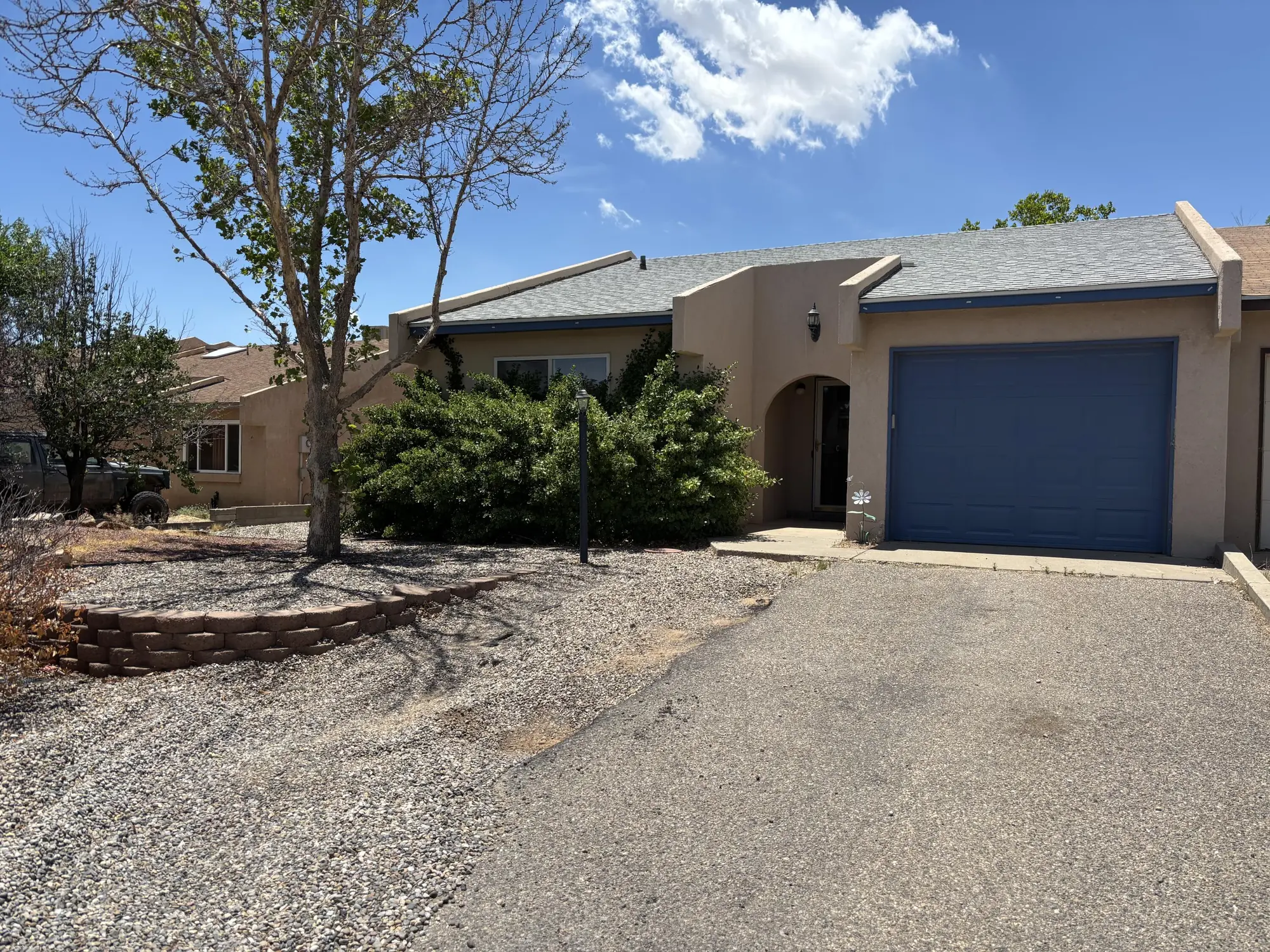 615 Stallion Road SE