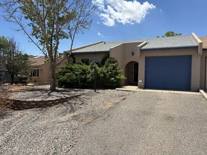 615 Stallion Road SE, Rio Rancho