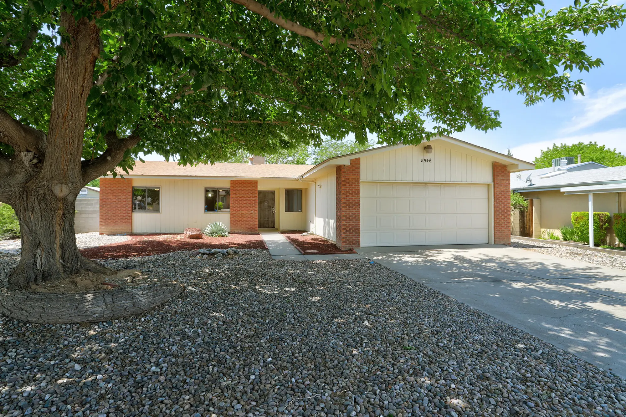 8546 Yeager Drive NE