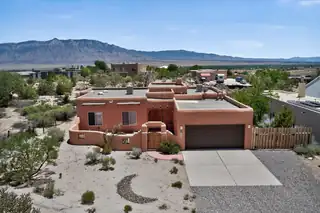 1340 Acapulco Road NE 