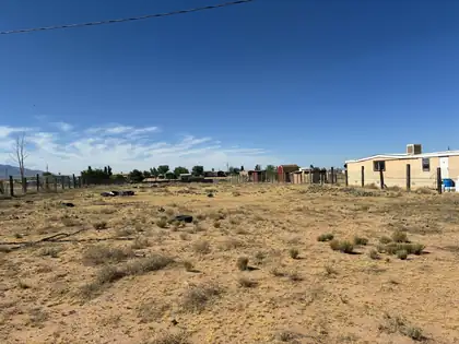 56 Primero Road, Los Lunas 