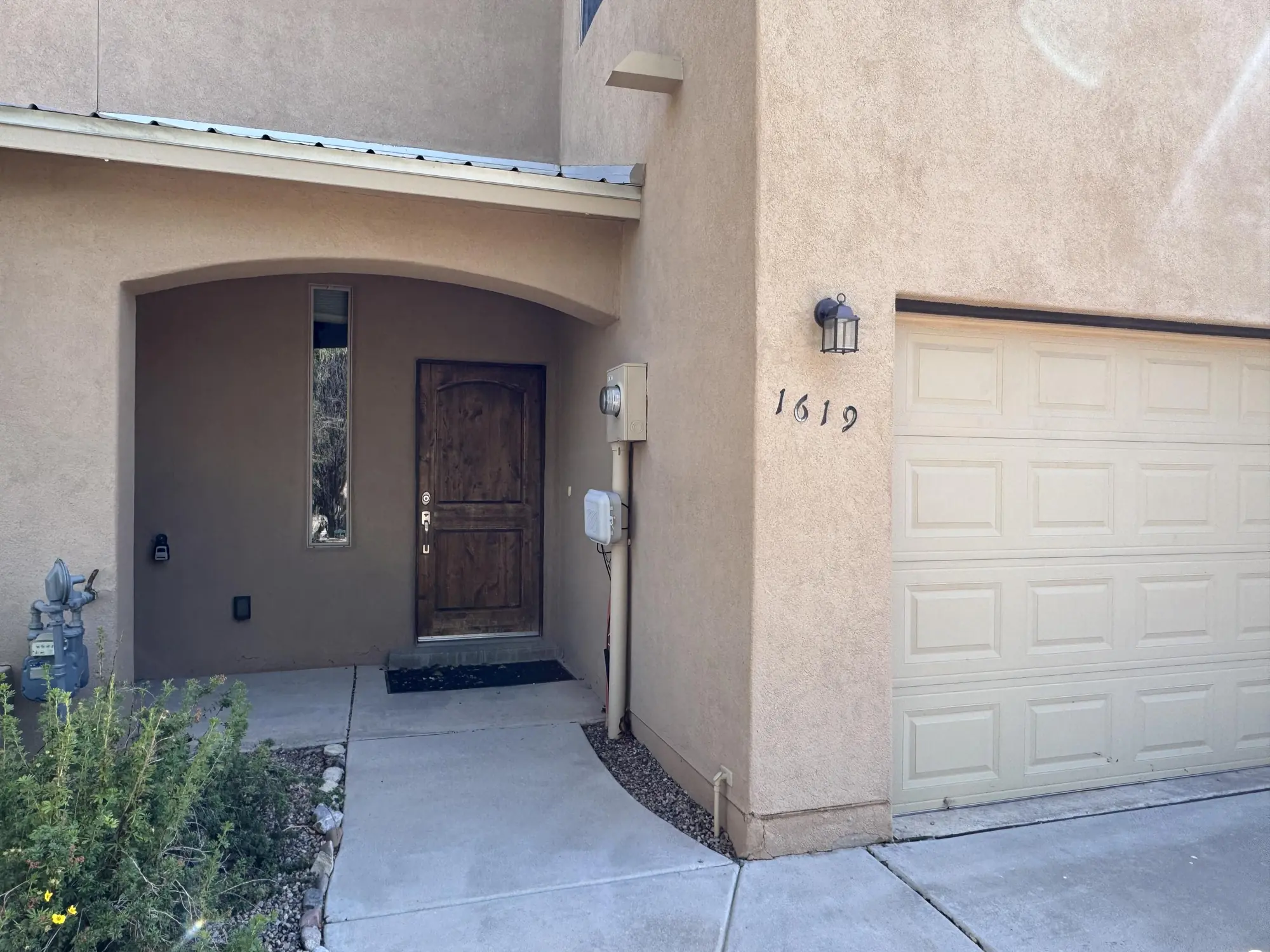 1619 Cheshire Court NW