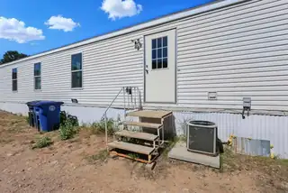 33 Tres Hermanos Road 