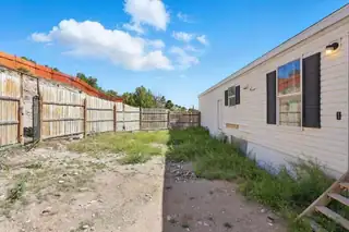 33 Tres Hermanos Road 