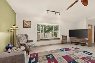 5 Francisco Road NE 