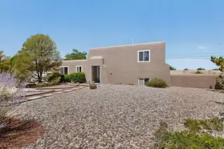 4000 Las Cimbras Court SE 