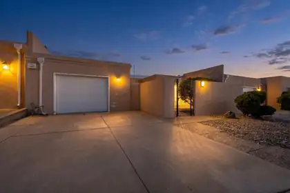6936 Kiowa Avenue NE, Albuquerque