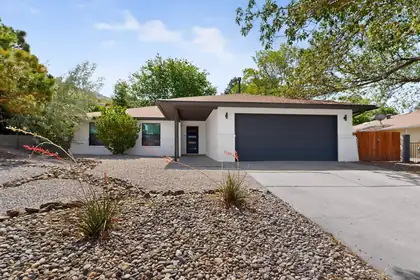 2704 Palo Alto Drive NE, Albuquerque