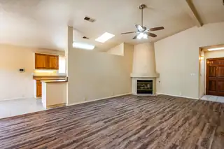 10916 Griffith Park Drive NE 