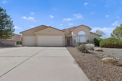 3149 Ashkirk Loop SE, Rio Rancho