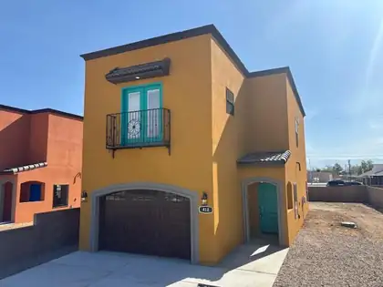 418 N Lala Street, Los Lunas
