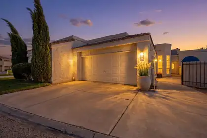560 Eastlake Drive SE, Rio Rancho