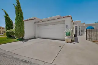 560 Eastlake Drive SE 