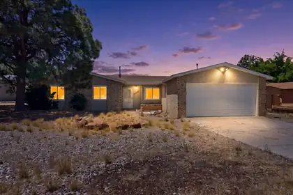 7416 Winans Drive NE, Albuquerque