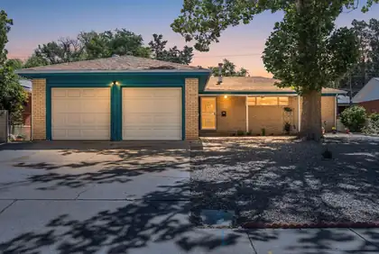 2916 Espanola Street NE, Albuquerque